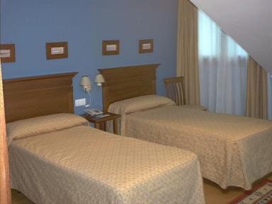 Hotel La Estrada 2*